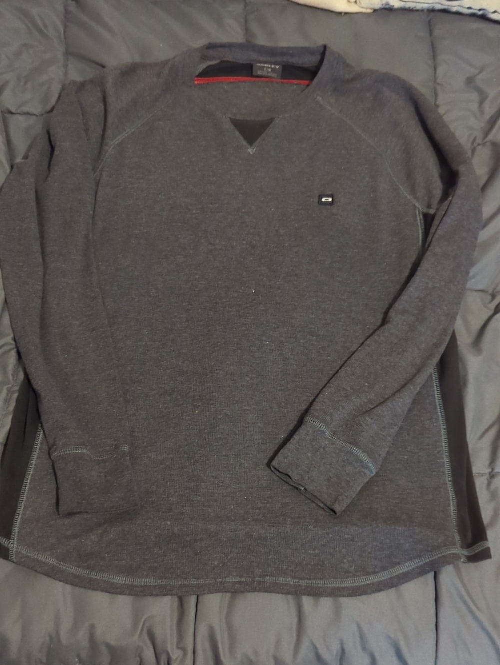 Oakley Adult Medium Long Sleeve Shirt